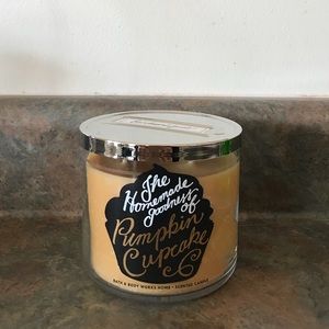 Bath & Body Works 3-wick Candle